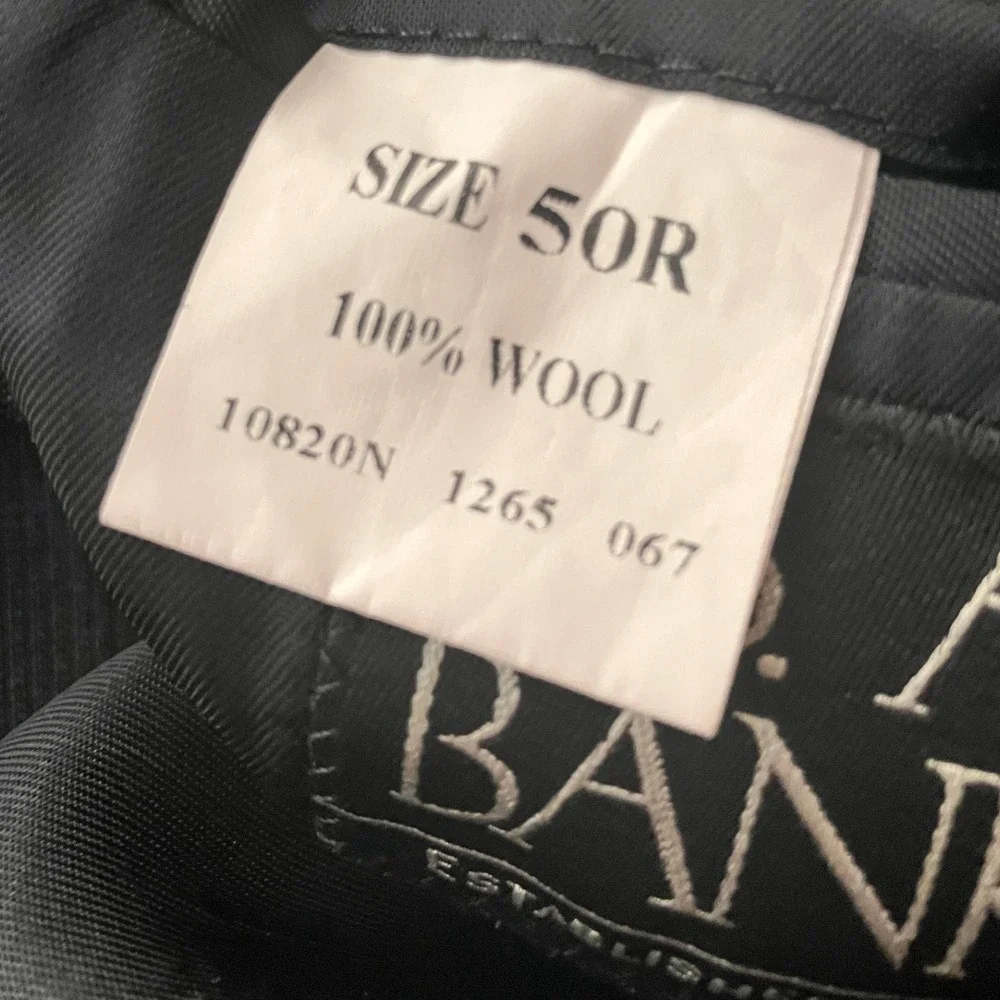Jos. A. Bank Mens 50R Wool Suit Charcoal Grey Windowpane Pleated Cuffed 10820N